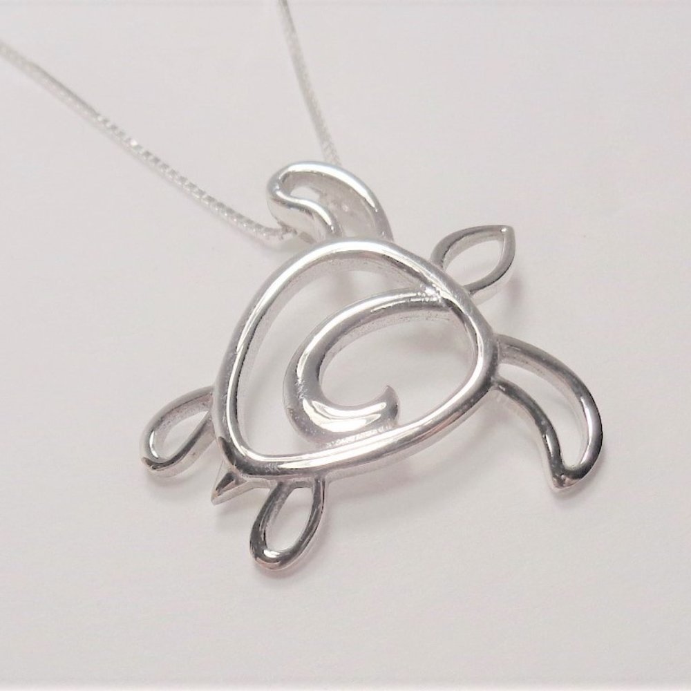 STERLING SILVER NAUTICAL OCEAN SEA TURTLE SILHOUETTE SEA LIFE PENDANT NECKLACE